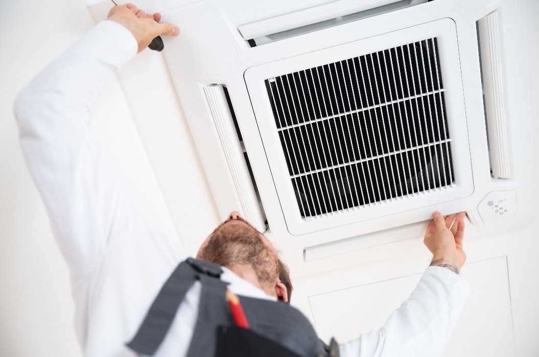 Installation einer Klimaanlage